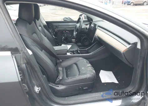 2018 Tesla Model 3 Long Range/Performance from USA, damaged, VIN 5YJ3E1EB5JF121320